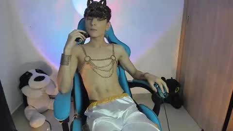 RYO BLEU online show from 12.20.25