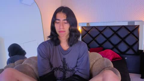 Snapshot of ryo_fem chatting on 05.08.26 Ryo online show from 05.08.26