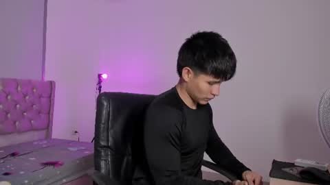 Snapshot of ryo_kush0 chatting on 07.08.26 ryo_kush0 online show from 07.08.26