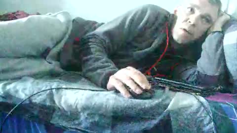 Snapshot of rytas02 chatting on 03.04.25 arte online show from 03.04.25