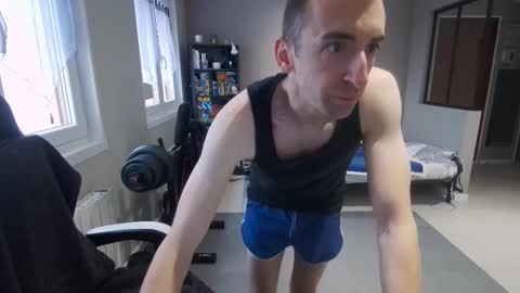 Snapshot of ryukukamifr chatting on 03.16.26 Ryuk FR online show from 03.16.26