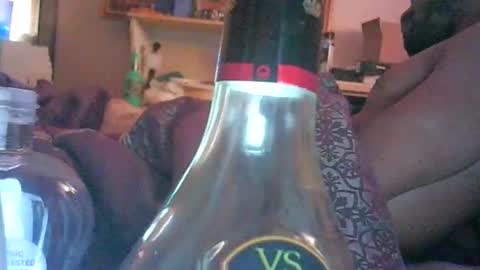 Snapshot of s4h4r4_fir3 chatting on 09.25.25 W4TER FIR3 online show from 09.25.25