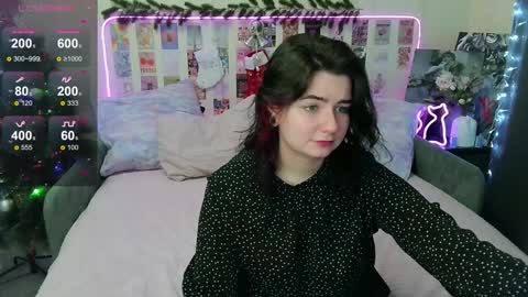 Snapshot of s_katekisa_ss chatting on 12.13.24 Kate online show from 12.13.24