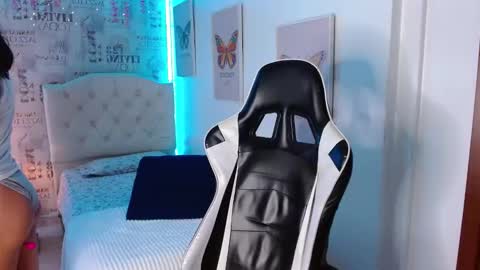 1 online show from 01.09.26