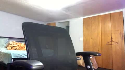 Snapshot of saasbutt chatting on 11.17.25 saasbutt online show from 11.17.25