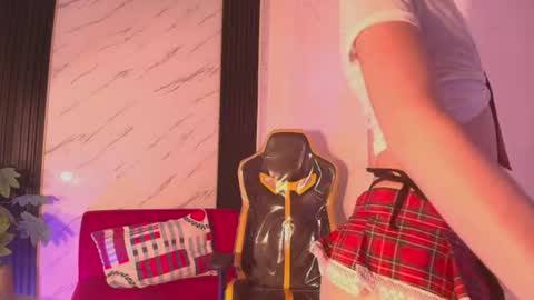Snapshot of sabri_na_ chatting on 06.19.26 online show from 06.19.26
