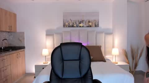 Sabrina online show from 10.24.25