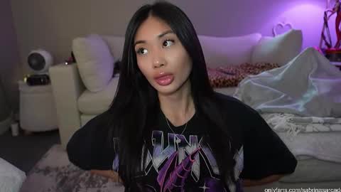 Sabrina online show from 10.25.25