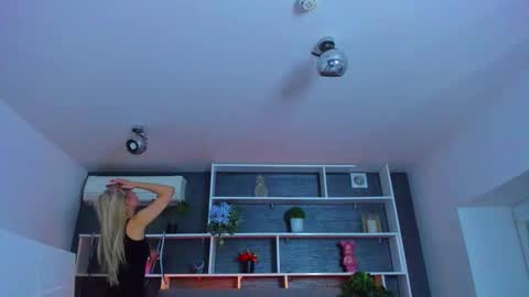 Sabrina online show from 02.28.26