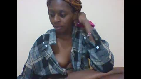 Snapshot of sabsexy5 chatting on 04.22.26 sabsexy5 online show from 04.22.26
