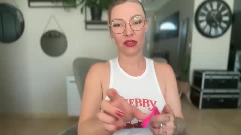 sacha__xx online show from 04.16.26