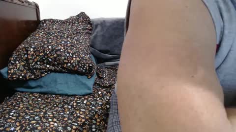 Snapshot of sactosteve chatting on 12.20.24 dadbod online show from 12.20.24