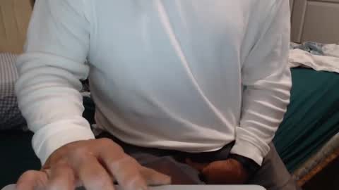 Snapshot of sactosteve chatting on 09.10.25 dadbod online show from 09.10.25