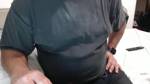 Snapshot of sactosteve chatting on 09.29.25 dadbod online show from 09.29.25