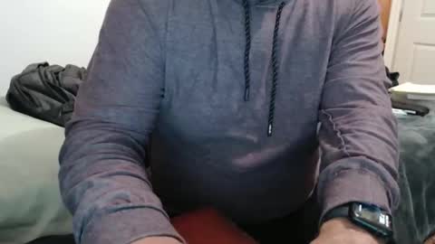 Snapshot of sactosteve chatting on 10.28.25 dadbod online show from 10.28.25