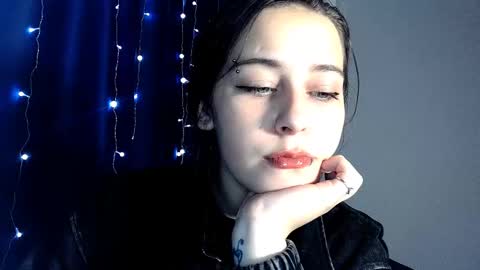 Snapshot of sademoface chatting on 12.21.24 pluto online show from 12.21.24