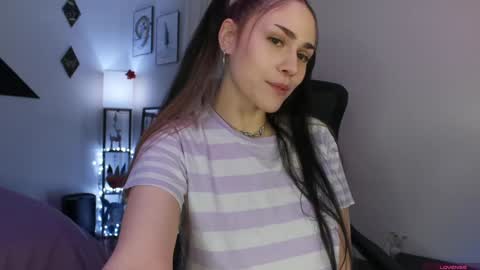 Snapshot of sadierenee96 chatting on 12.20.24 Sadie Renee  online show from 12.20.24