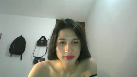 Safiro Queen online show from 12.14.24