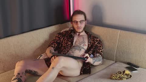 Adam online show from 01.12.25