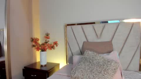 Sagira Belle online show from 12.03.25