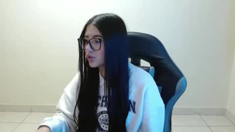 Snapshot of sahaliefox_ chatting on 06.10.26 Sahaliefox online show from 06.10.26