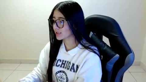 Snapshot of sahaliefox_ chatting on 06.11.26 Sahaliefox online show from 06.11.26