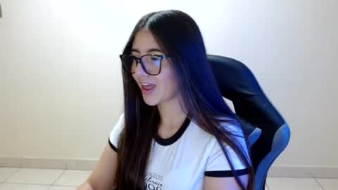 Snapshot of sahaliefox_ chatting on 07.15.26 Sahaliefox online show from 07.15.26