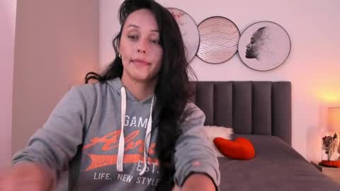 Snapshot of saharagarcia chatting on 04.22.26 Sahara Garcia online show from 04.22.26