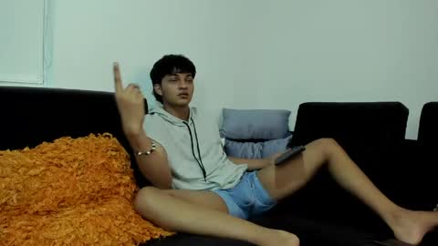 Snapshot of sahircharm chatting on 04.30.26 sahircharm online show from 04.30.26