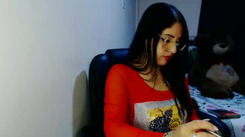 Karina online show from 10.10.25