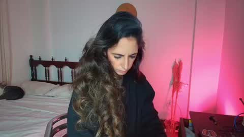 Snapshot of sailor_sindy chatting on 07.25.26 Sindy Scott online show from 07.25.26