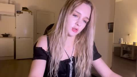 Sofia online show from 11.26.25