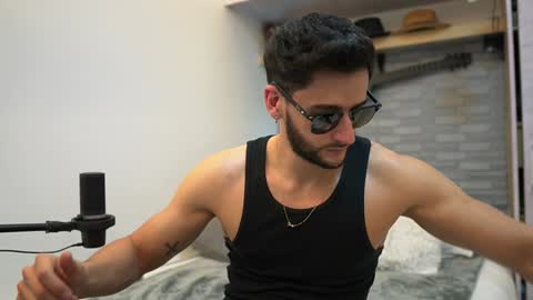 saimon  online show from 02.01.25