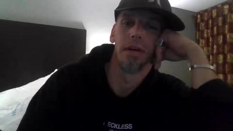 saintchriss online show from 11.04.25