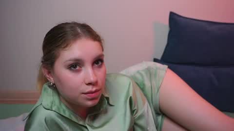 Snapshot of sairally chatting on 05.31.26 Ariel online show from 05.31.26