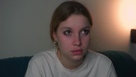 Snapshot of sairally chatting on 06.05.26 Ariel online show from 06.05.26