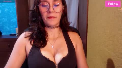 sakura_alek online show from 11.14.25