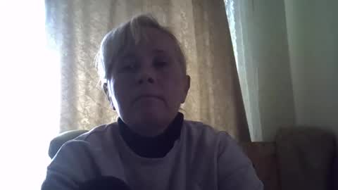 Snapshot of sakura_blonde chatting on 12.18.24 sakura_blonde online show from 12.18.24