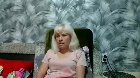 Snapshot of sakura_blonde chatting on 10.09.25 sakura_blonde online show from 10.09.25