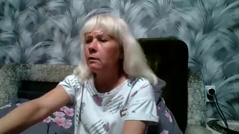 Snapshot of sakura_blonde chatting on 10.24.25 sakura_blonde online show from 10.24.25