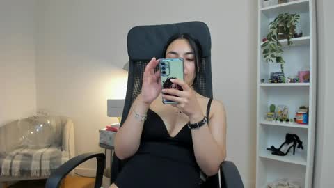 Snapshot of sakura_harper chatting on 05.27.26 Sakura Harper online show from 05.27.26