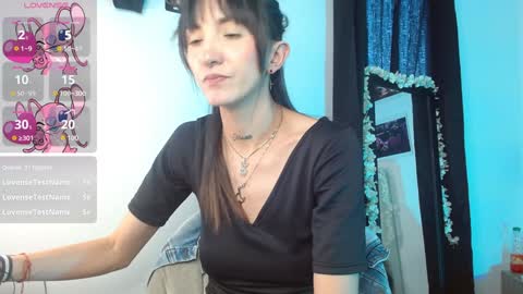 Sakura Skinny online show from 01.09.25