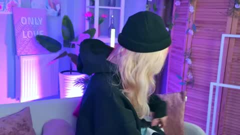 sakurabliss online show from 09.15.25