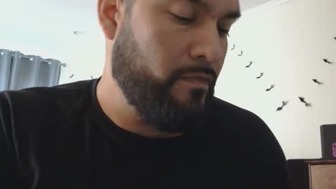 sal cumplaciente online show from 10.22.25