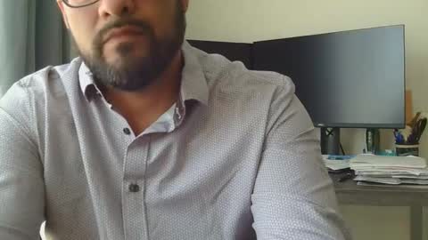 Snapshot of sal_cumplaciente chatting on 05.19.26 sal cumplaciente online show from 05.19.26