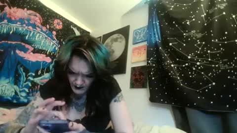 Snapshot of salemsslut chatting on 12.16.24 salemsslut online show from 12.16.24