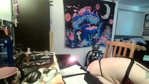 Snapshot of salemsslut chatting on 02.11.25 salemsslut online show from 02.11.25