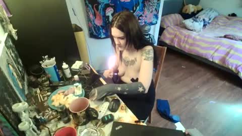 Snapshot of salemsslut chatting on 02.13.25 salemsslut online show from 02.13.25
