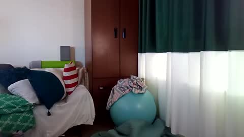 salis1981 online show from 03.12.25