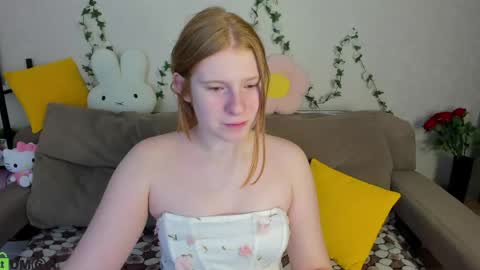 Snapshot of sally_ange1 chatting on 05.15.26 Sally online show from 05.15.26